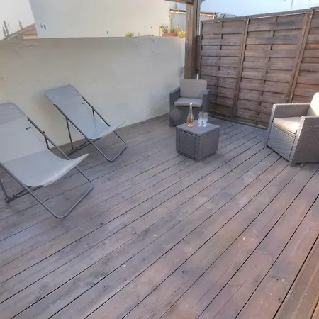 Terrasse Arene - 2p Avec Grande Terrasse, Situation Ideale En Vieille Apartman