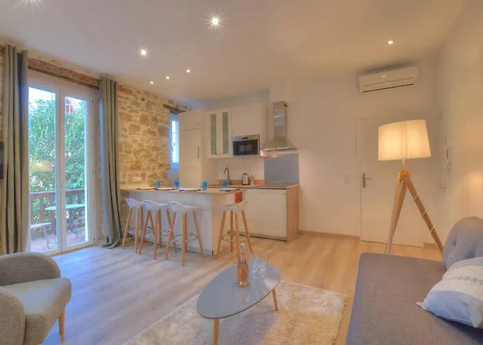 Terrasse Arene - 2p Avec Grande Terrasse, Situation Ideale En Vieille Antibes