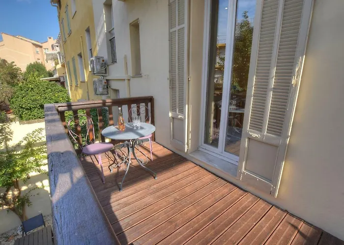 Terrasse Arene - 2p Avec Grande Terrasse, Situation Ideale En Vieille * Antibes