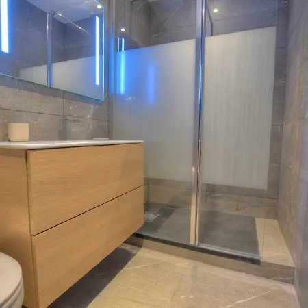 Terrasse Arene - 2p Avec Grande Terrasse, Situation Ideale En Vieille *